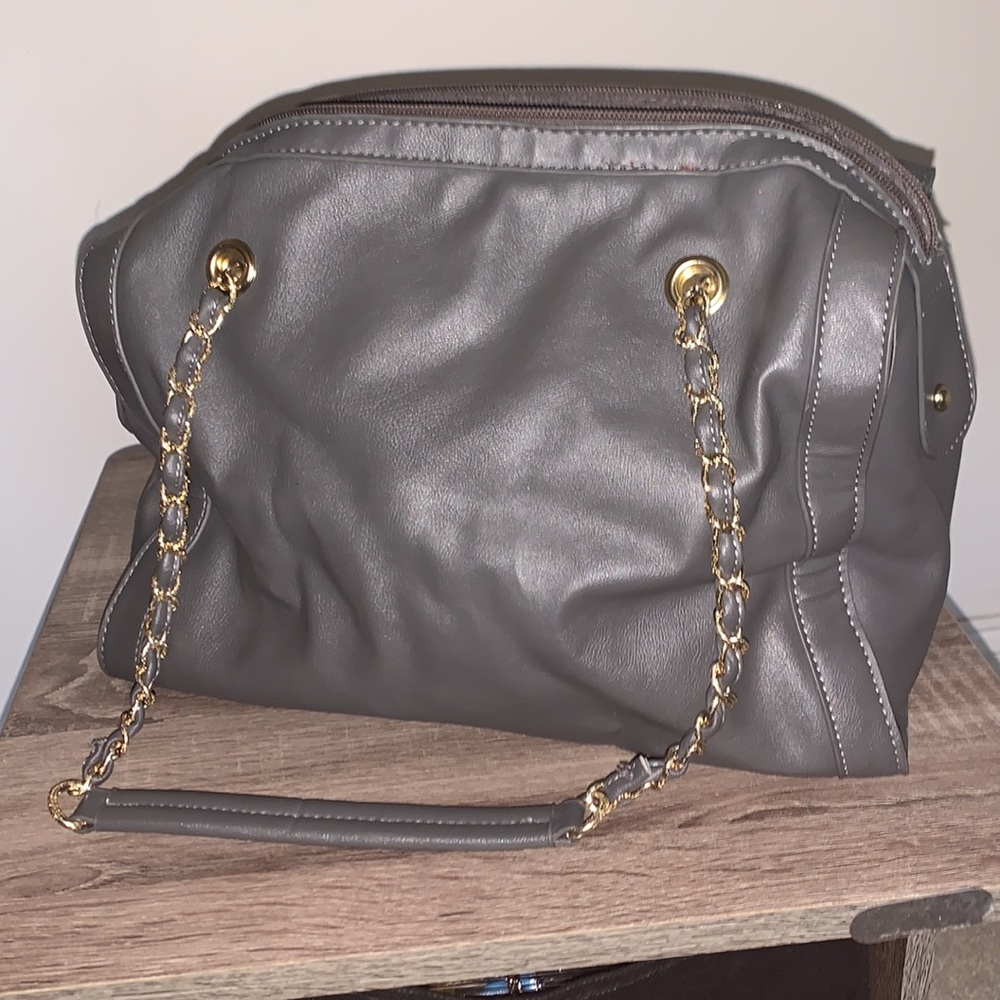 Apt 9 two tone gray, with gold accents handbag - Picture 4 of 11